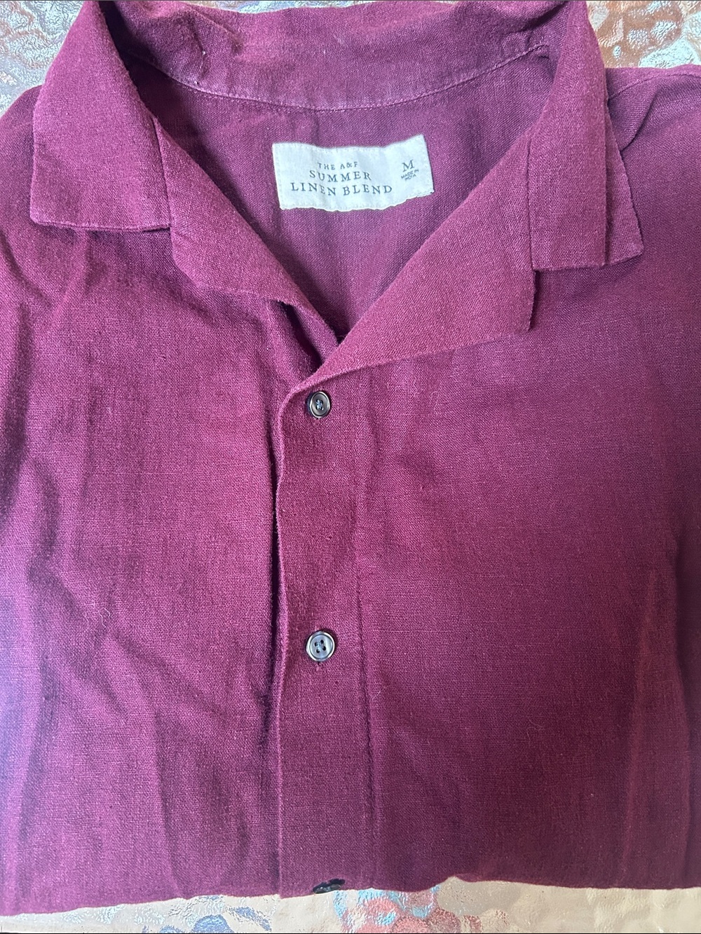 Abercrombie & Fitch Men’s Linen-Blend Button Down Shirt in Burgundy